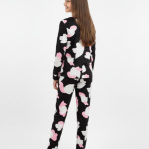 Chic Nights, Cozy Dreams – Only at Style Nest